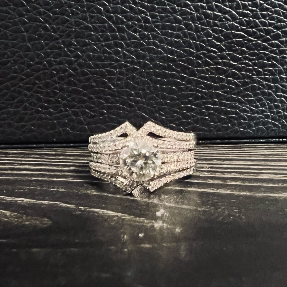 Natural REAL Diamond ring